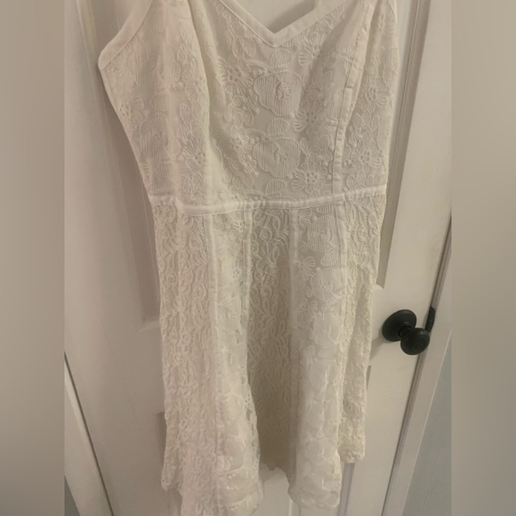 Women’s Summer Dress - Picture 2 of 4